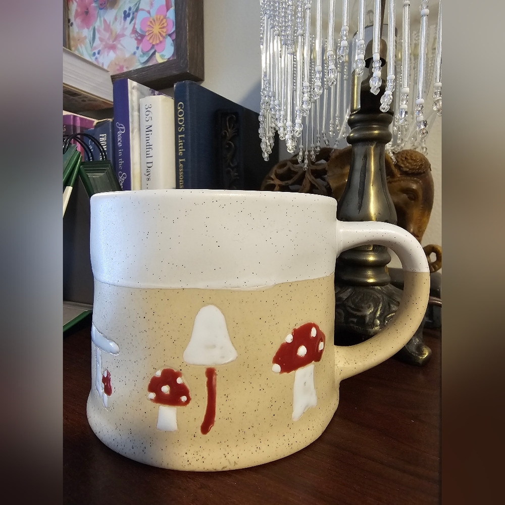 Prima Mushroom Design Ceramic Mug